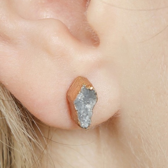 FAUX DRUZY STUD EARRINGS - Picture 1 of 3